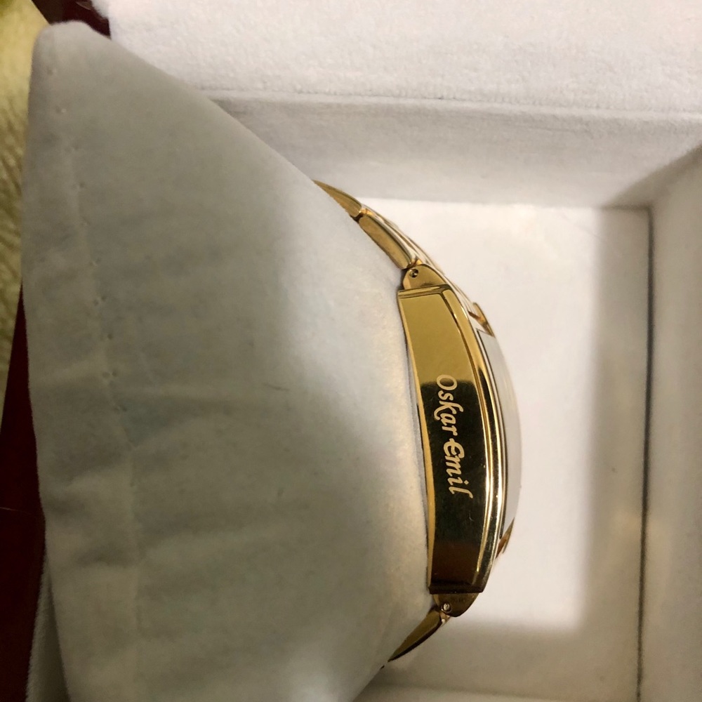 Oskar Emil gold plated and 7 diamond watch - Picture 5 of 7